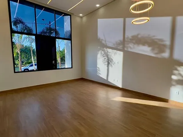 Casa com 312m² 3 quartos e 2 banheiros, à venda, no bairro Parque Brasil 500 em Paulínia