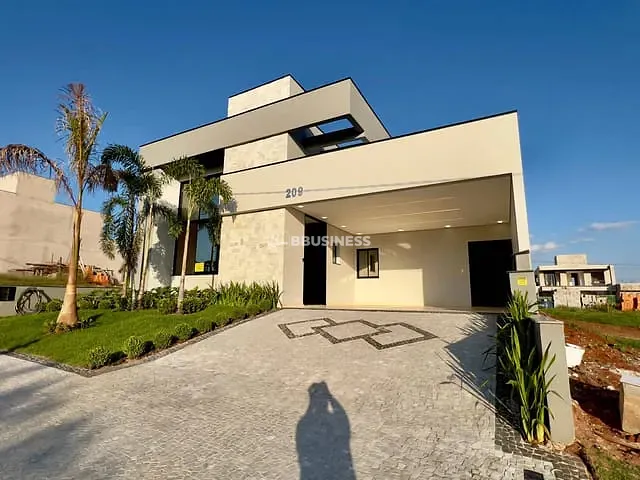 Casa com 312m² 3 quartos e 2 banheiros, à venda, no bairro Parque Brasil 500 em Paulínia