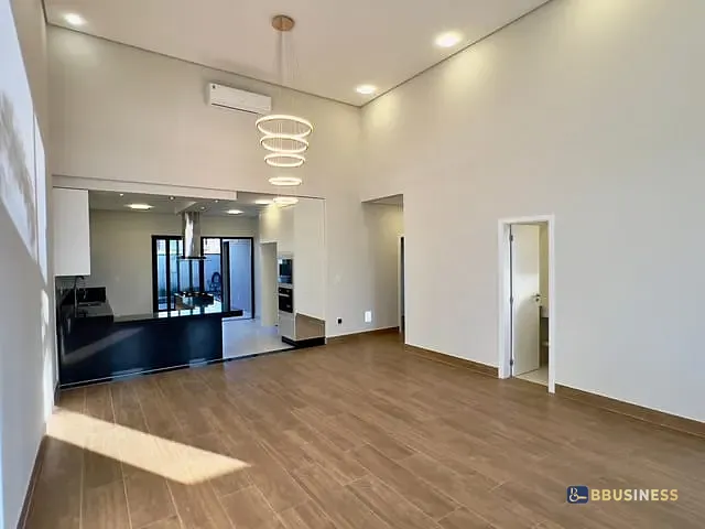 Casa com 312m² 3 quartos e 2 banheiros, à venda, no bairro Parque Brasil 500 em Paulínia