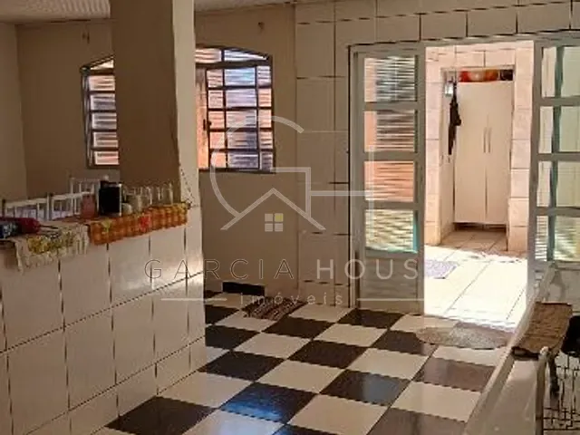 Casa com 200m² 3 quartos e 2 banheiros, à venda, no bairro Quintino Facci II em Ribeirão Preto