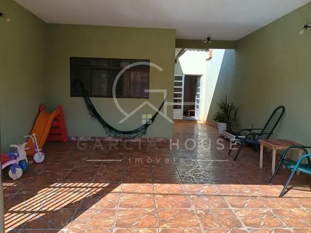 Casa com 200m² 3 quartos e 2 banheiros, à venda, no bairro Quintino Facci II em Ribeirão Preto
