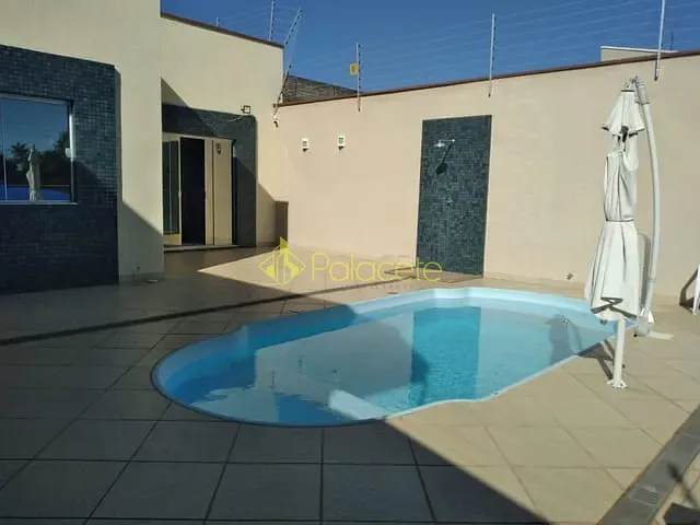 Casa 3 quartos e 3 banheiros, à venda, no bairro Residencial Estoril em Taubaté