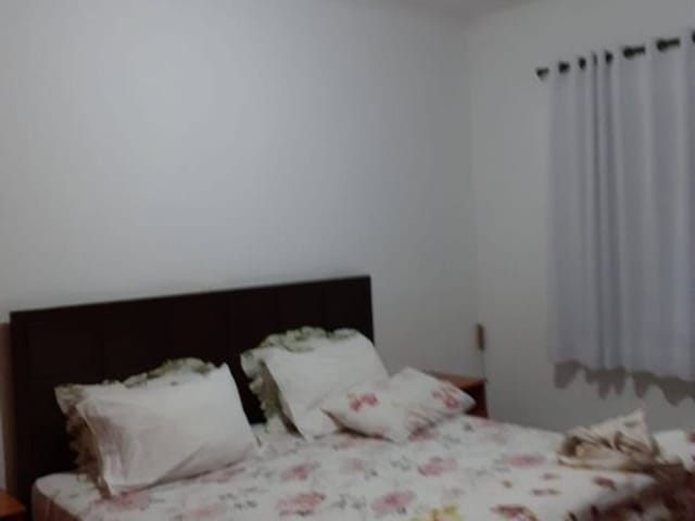 Casa com 500m² 3 quartos e 3 banheiros, à venda, no bairro Colinas da Anhanguera em Santana de Parnaíba