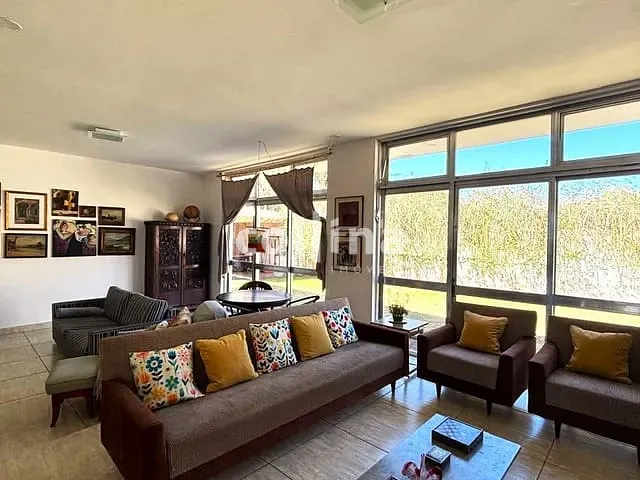 Casa 3 quartos e 5 banheiros, à venda, no bairro Paisagem Renoir em Cotia