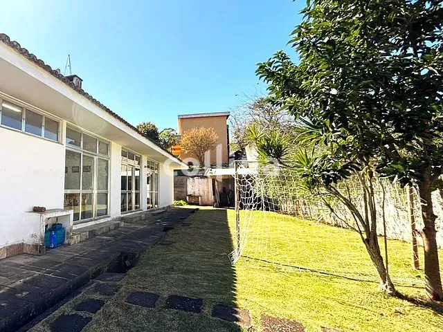 Casa 3 quartos e 5 banheiros, à venda, no bairro Paisagem Renoir em Cotia