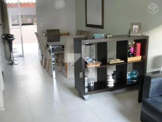 Casa com 250m² 3 quartos e 3 banheiros, à venda, no bairro Vila Mafalda em Jundiaí
