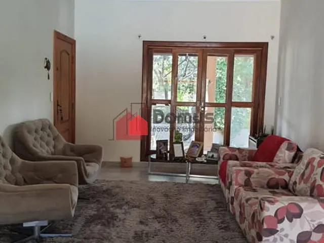 Casa com 1000m², à venda, no bairro Borba em Pindamonhangaba