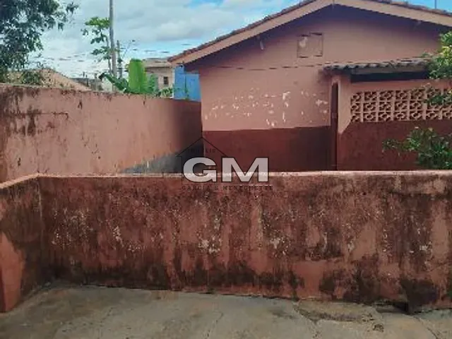 Casa com 300m² 4 quartos e 3 banheiros, à venda, no bairro Parque Ribeirão Preto em Ribeirão Preto