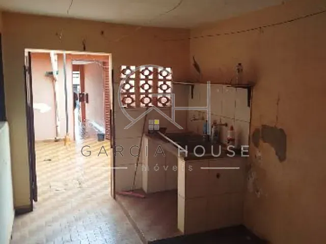 Casa com 300m² 4 quartos e 3 banheiros, à venda, no bairro Parque Ribeirão Preto em Ribeirão Preto