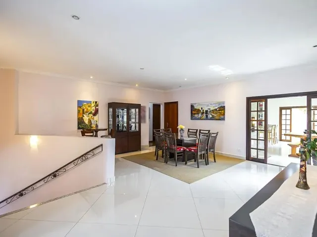 Casa 3 quartos e 3 banheiros, à venda, no bairro São Braz em Curitiba