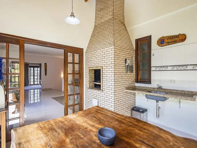 Casa 3 quartos e 3 banheiros, à venda, no bairro São Braz em Curitiba