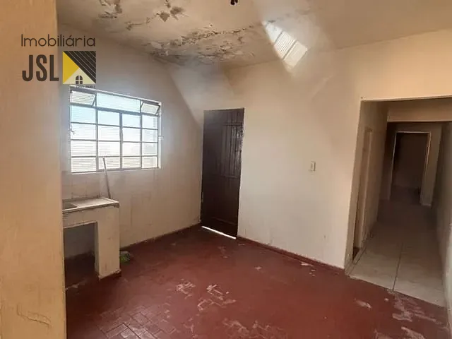 Casa com 125m² 1 quarto e 1 banheiro, à venda, no bairro Vera Cruz em Caçapava