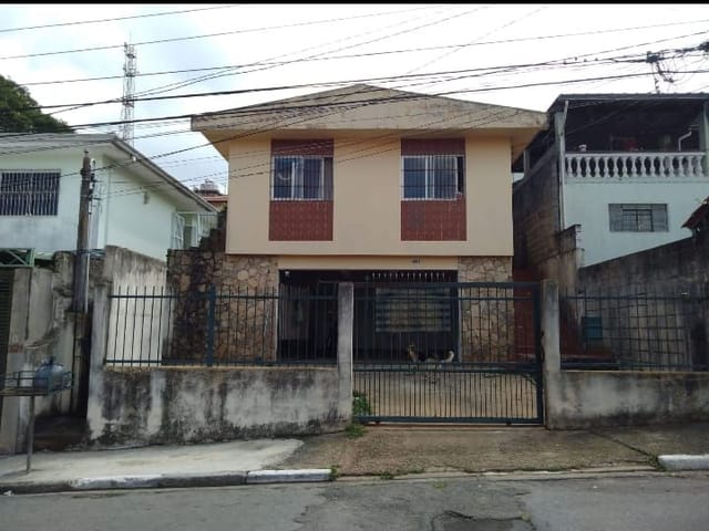 Casa com 250m² 3 quartos e 2 banheiros, à venda, no bairro Parque São George em Cotia