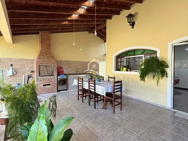 Casa com 455m² 2 quartos e 2 banheiros, à venda, no bairro Boracéia em São Sebastião