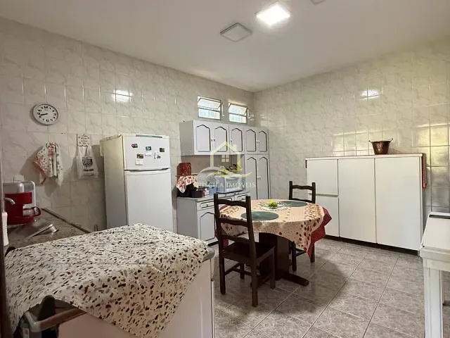 Casa com 455m² 2 quartos e 2 banheiros, à venda, no bairro Boracéia em São Sebastião