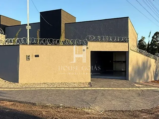 Casa com 132m² 2 quartos e 2 banheiros, à venda, no bairro Setor Cora Coralina em Goianira