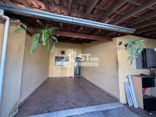 Casa com 160m² 2 quartos e 1 banheiro, à venda, no bairro Jardim Rio Negro em Andradas