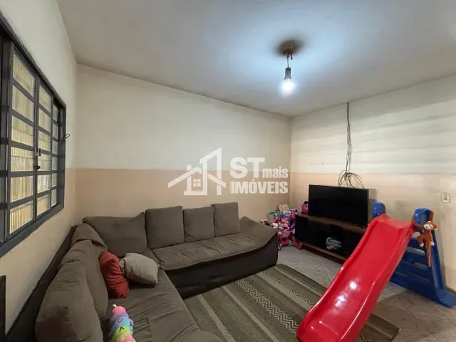 Casa com 160m² 2 quartos e 1 banheiro, à venda, no bairro Jardim Rio Negro em Andradas
