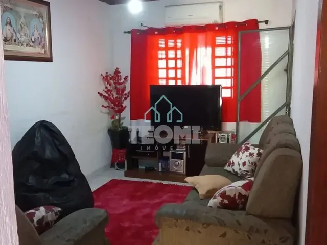 Casa com 213m² 2 quartos e 1 banheiro, à venda, no bairro Vila Bela em Taubaté