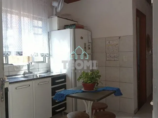 Casa com 213m² 2 quartos e 1 banheiro, à venda, no bairro Vila Bela em Taubaté