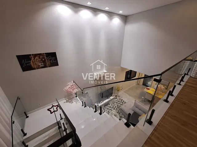 Casa com 323m² 4 quartos e 5 banheiros, à venda, no bairro Loteamento Residencial Fazenda Casa Grande em Taubaté
