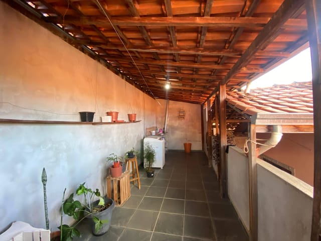 Casa 3 quartos e 3 banheiros, à venda, no bairro Jardim Esperança em Poços de Caldas