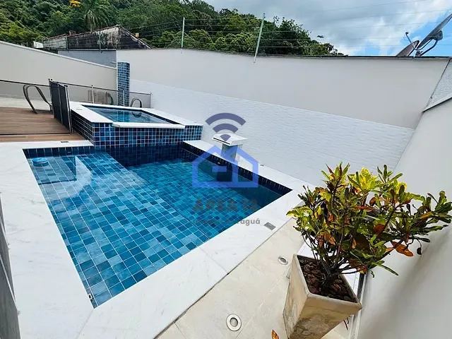 Casa 4 quartos e 5 banheiros, à venda, no bairro Costa Nova em Caraguatatuba