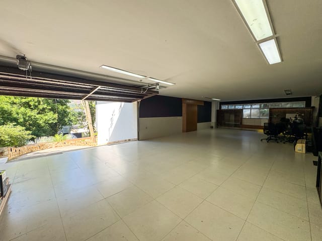 Casa com 1721m² 5 quartos e 7 banheiros, à venda ou para alugar, no bairro Itanhangá em Rio de Janeiro