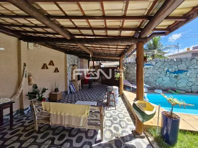 Casa 4 quartos e 4 banheiros, à venda, no bairro Jauá (Abrantes) em Camaçari
