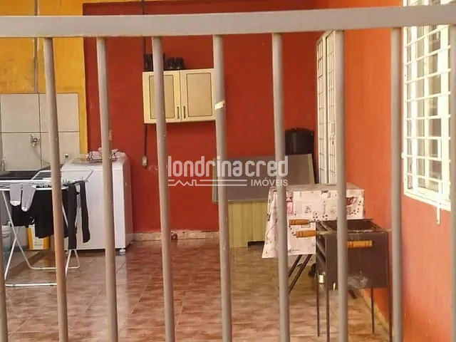 Casa com 280m² 5 quartos e 5 banheiros, à venda, no bairro Interlagos em Londrina
