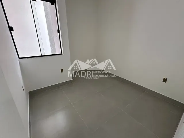 Casa 2 quartos e 2 banheiros, à venda, no bairro Forquilhas em São José