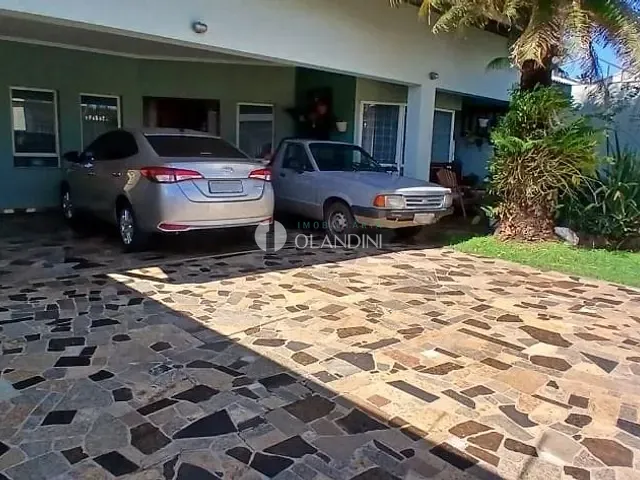 Casa com 440m² 3 quartos e 2 banheiros, à venda, no bairro Jardim Ricardo Duzzi em Artur Nogueira