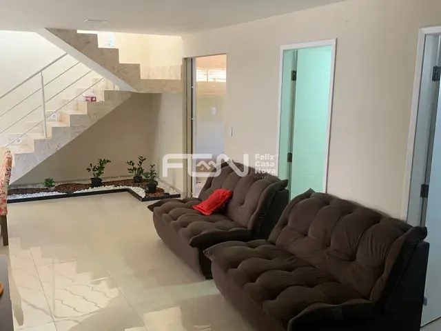 Casa 4 quartos e 3 banheiros, para alugar, no bairro Barra do Jacuípe (Monte Gordo) em Camaçari