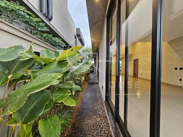 Casa com 362m² 4 quartos e 5 banheiros, à venda, no bairro Vila do Golf em Ribeirão Preto