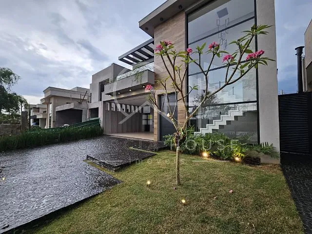 Casa com 362m² 4 quartos e 5 banheiros, à venda, no bairro Vila do Golf em Ribeirão Preto