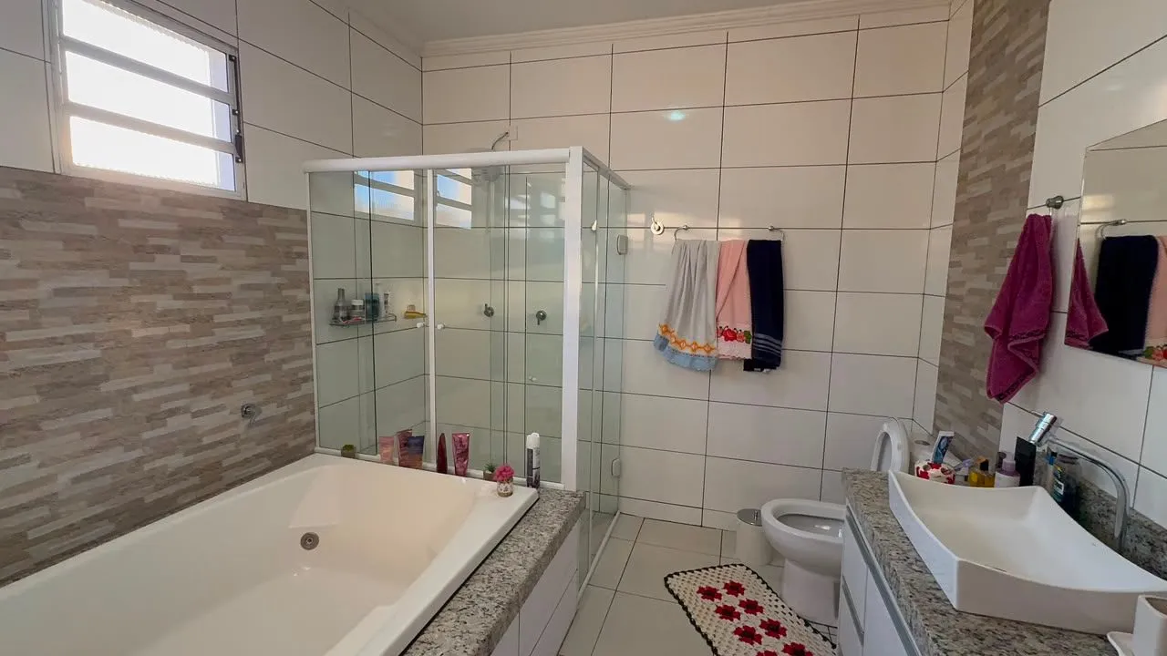 Casa, 3 quartos, 250 m² - Foto 33