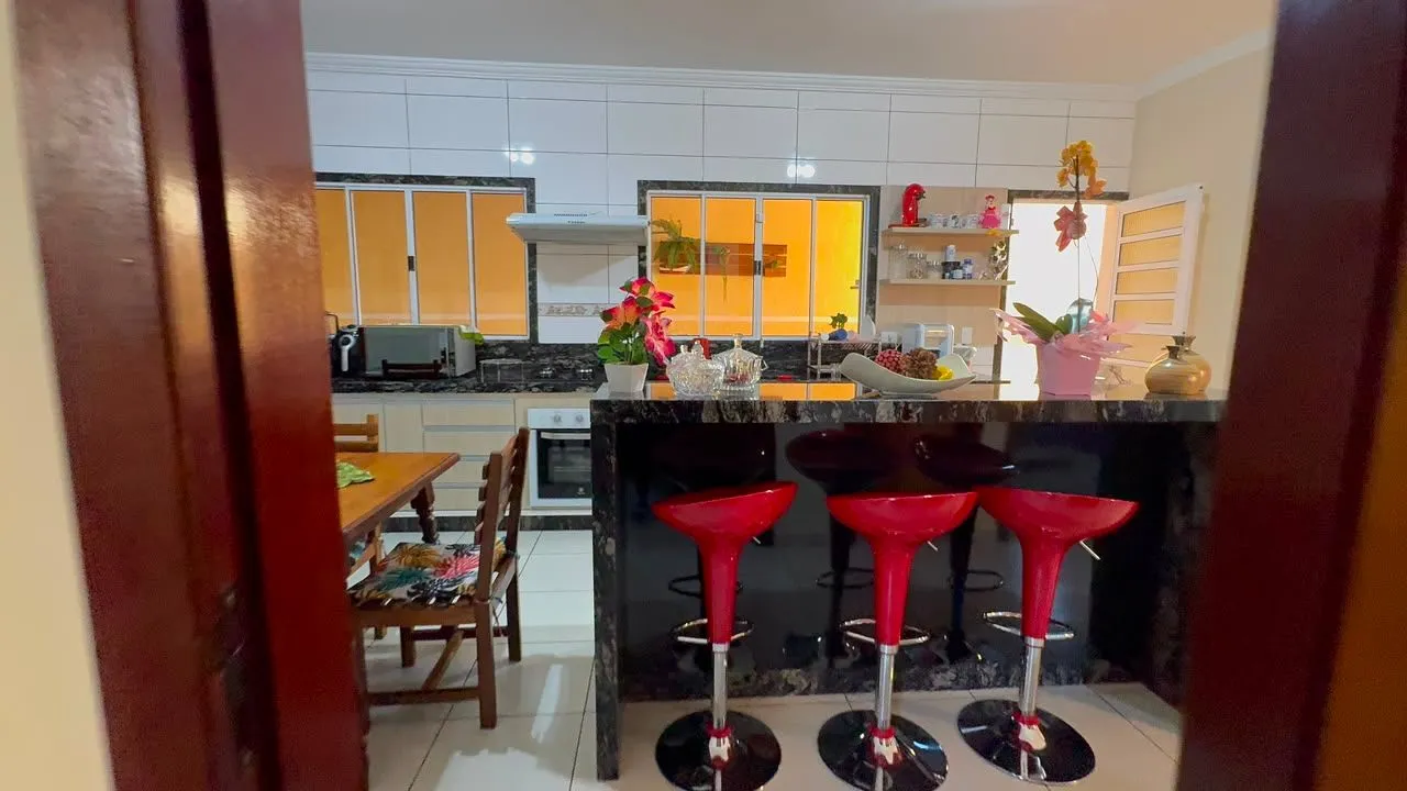 Casa, 3 quartos, 250 m² - Foto 10