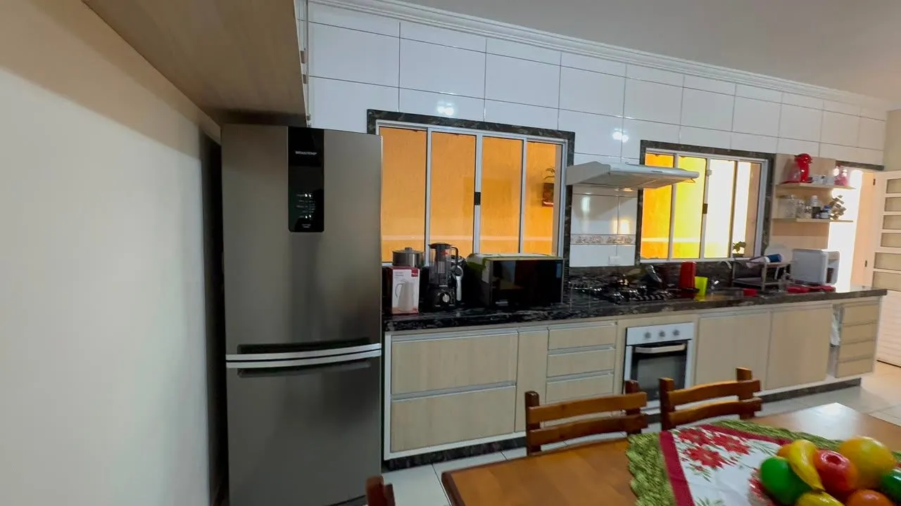 Casa, 3 quartos, 250 m² - Foto 12