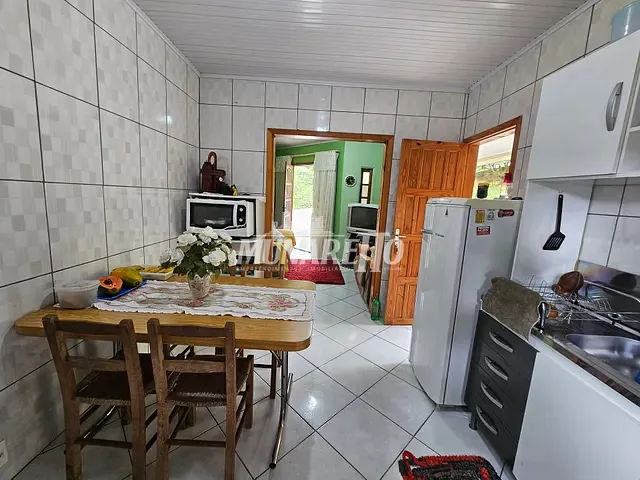Casa com 106m² 3 quartos e 1 banheiro, à venda, no bairro Centro em Piratuba