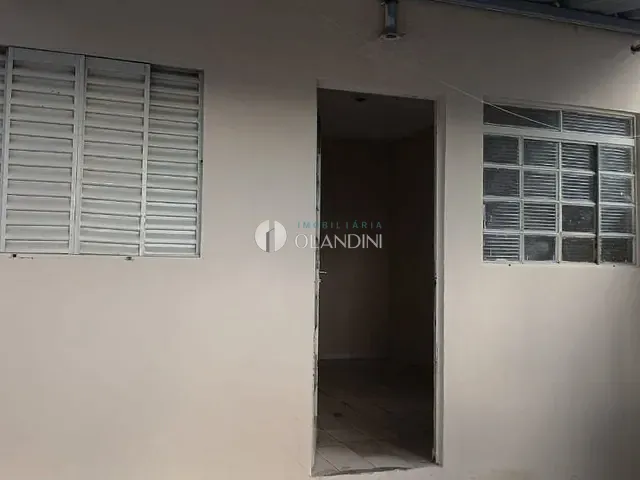 Casa com 367m² 2 quartos e 1 banheiro, para alugar, no bairro Jardim Bela Vista em Artur Nogueira