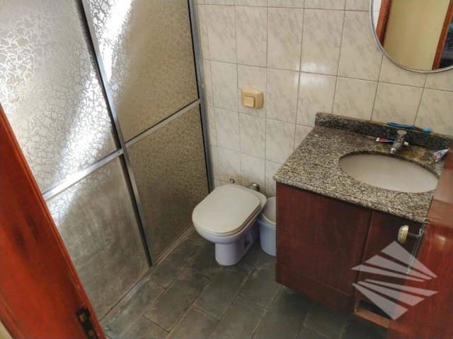 Casa com 240m² 3 quartos e 3 banheiros, à venda, no bairro Centro em Taubaté