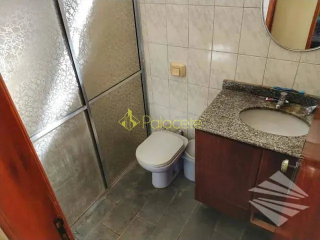 Casa com 240m² 3 quartos e 3 banheiros, à venda, no bairro Centro em Taubaté