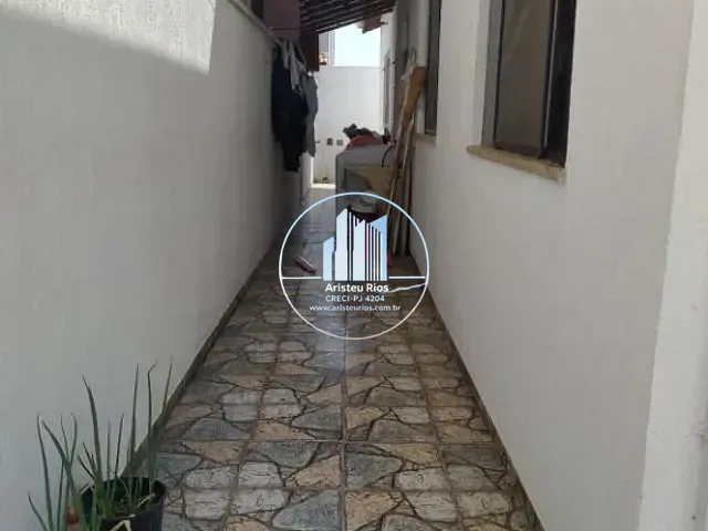 Casa com 180m² 3 quartos e 2 banheiros, à venda, no bairro Vale das Andorinhas em Pouso Alegre
