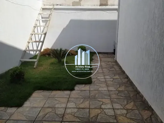 Casa com 180m² 3 quartos e 2 banheiros, à venda, no bairro Vale das Andorinhas em Pouso Alegre