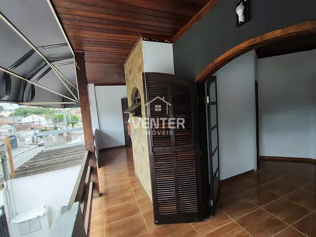 Casa 3 quartos e 3 banheiros, à venda, no bairro Vila São José em Taubaté