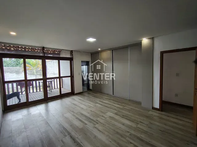 Casa 3 quartos e 3 banheiros, à venda, no bairro Vila São José em Taubaté