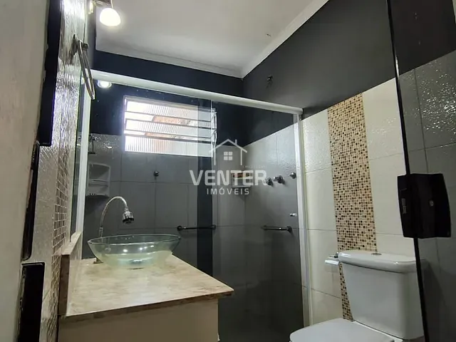 Casa 3 quartos e 3 banheiros, à venda, no bairro Vila São José em Taubaté
