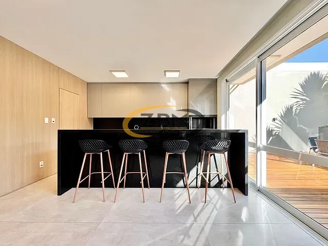 Casa 3 quartos e 4 banheiros, à venda, no bairro Cidade Industrial 2 em Londrina