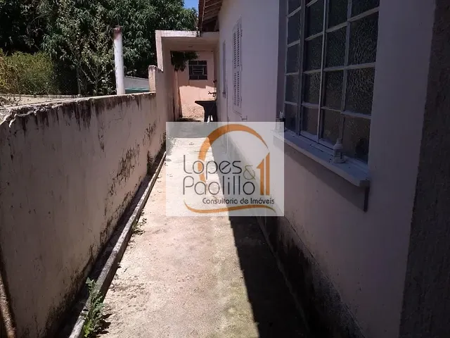 Casa com 304m² 2 quartos e 2 banheiros, à venda, no bairro Centro em Atibaia
