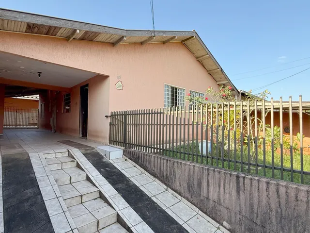 Casa com 300m² 3 quartos e 1 banheiro, à venda, no bairro Santa Mônica em Londrina